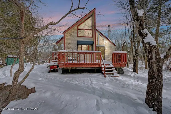 105 Bobcat Trail, Pocono Summit, PA 18346