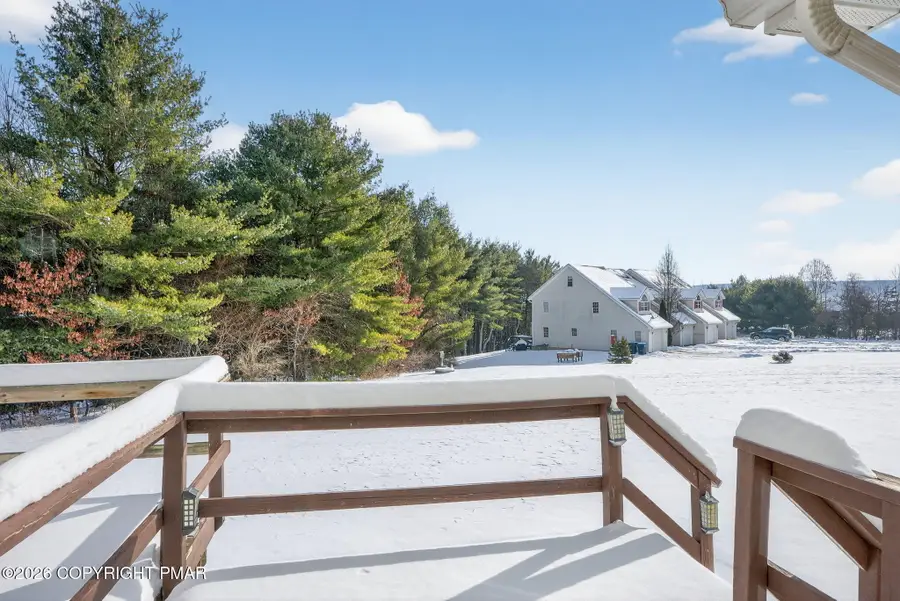 644 Country Acres Court, Effort, PA 18330 - Image #2