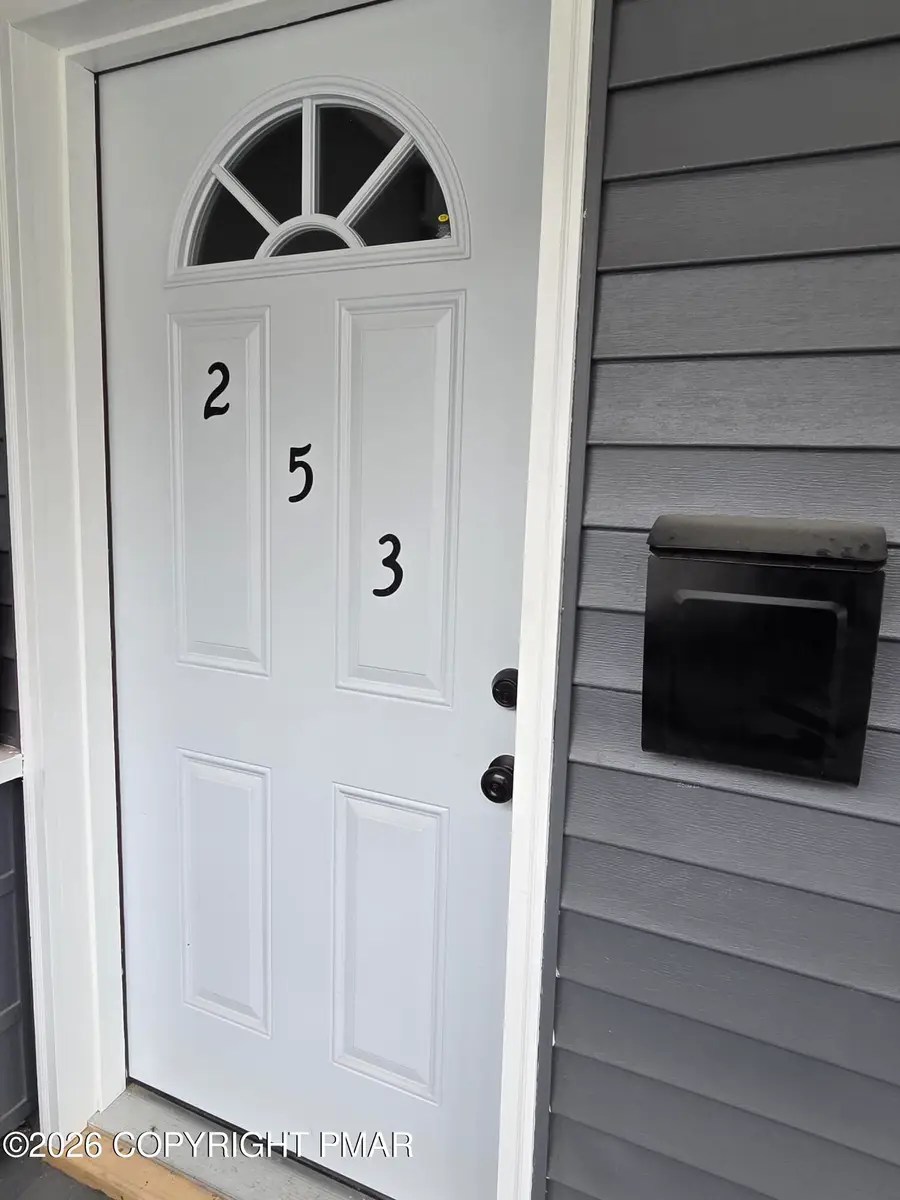 253 E Abbott Street, Lansford, PA 18232 - Image #3