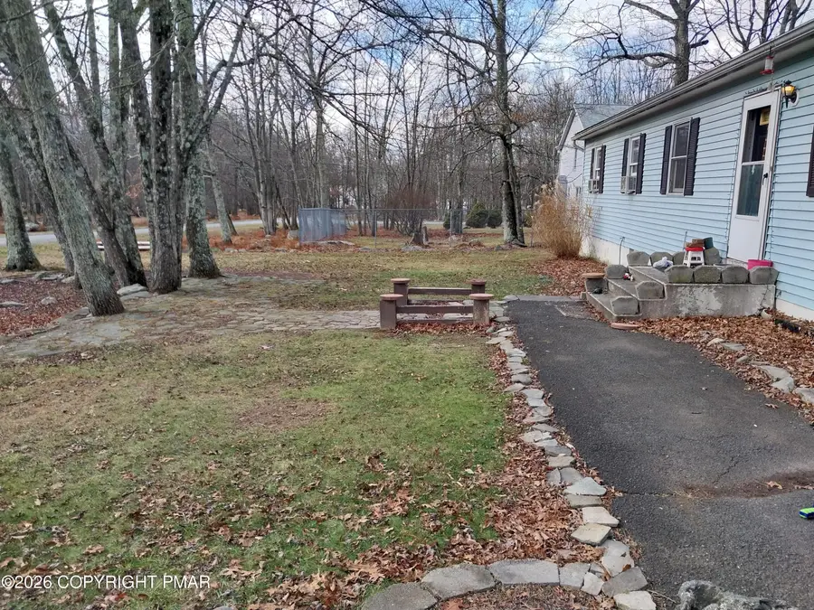 2108 Fox Road, Bushkill, PA 18324 - Image #3