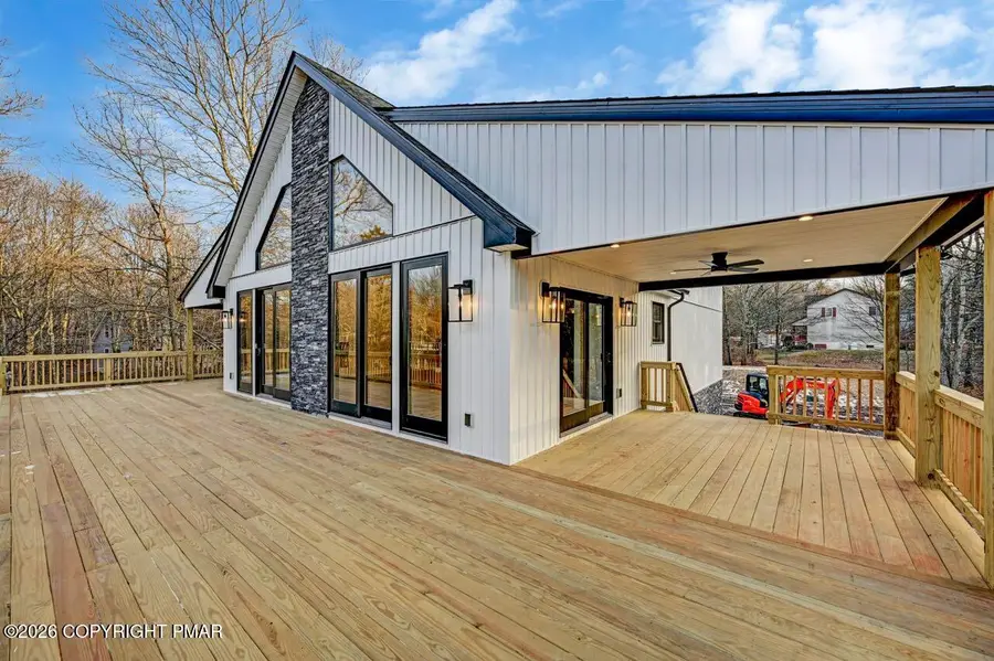 146 Chapman Circle, Albrightsville, PA 18210 - Image #3