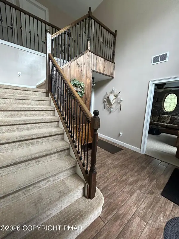 14 Minnie Ha Ha Road, Albrightsville, PA 18210