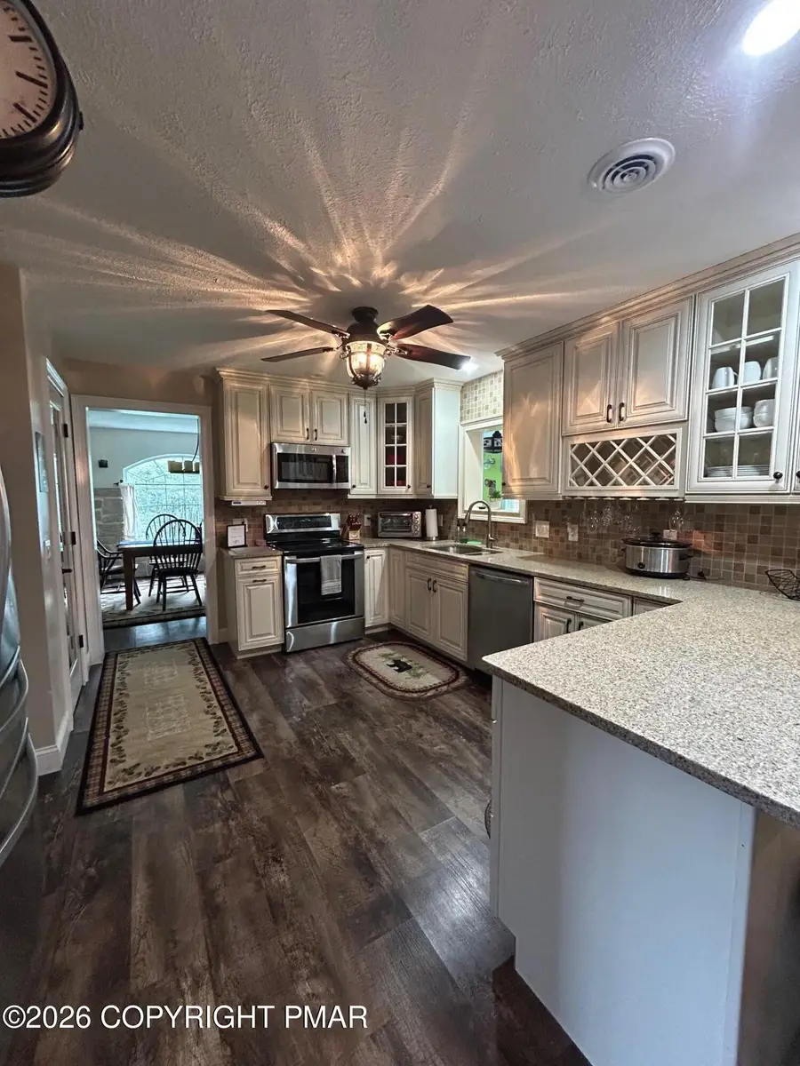 14 Minnie Ha Ha Road, Albrightsville, PA 18210 - #2