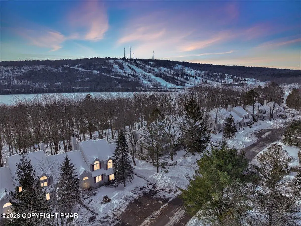 102 Laurelwoods Drive, Lake Harmony, PA 18624 - Image #1