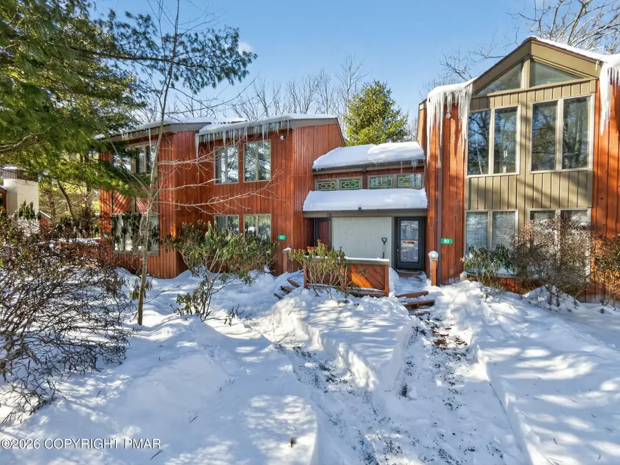 82 Doe Run, Lake Harmony, PA 18624 - Image #2