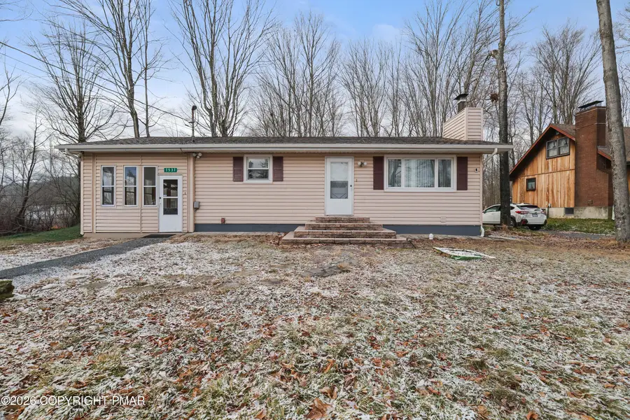 7537 Lake Shore Drive, Pocono Lake, PA 18347 - #2