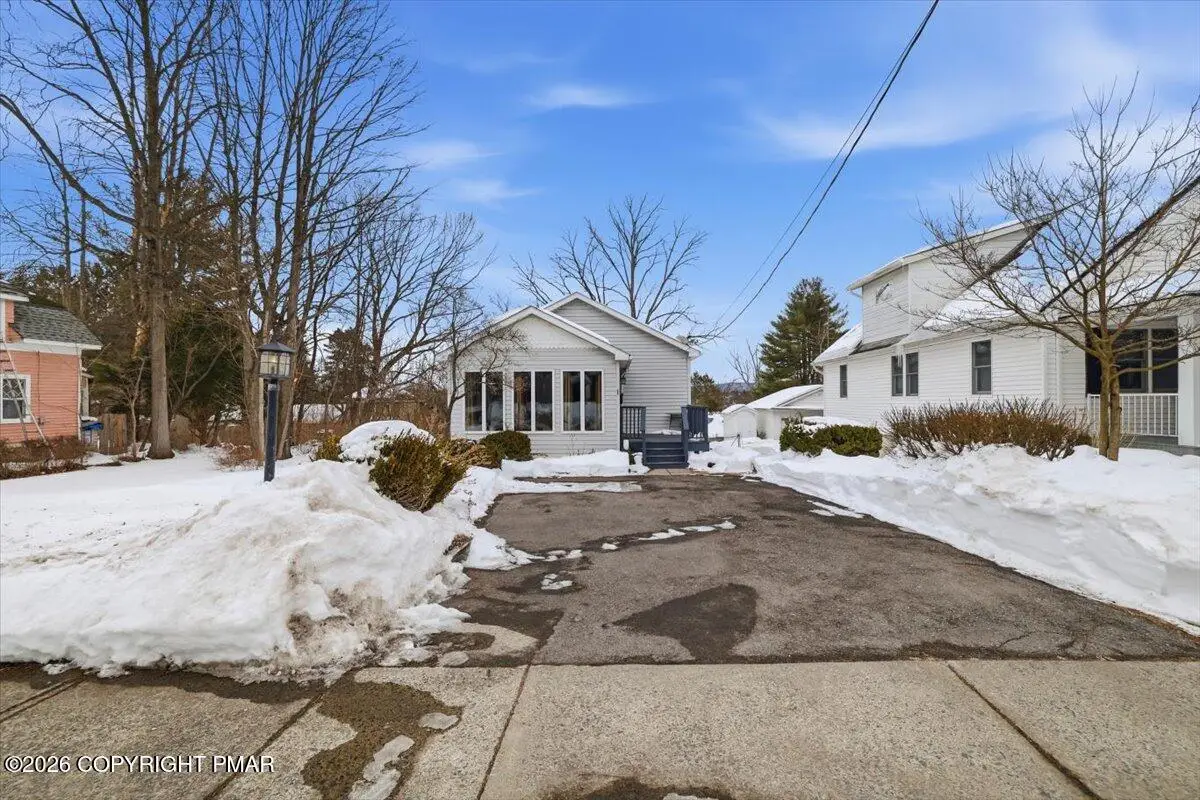 532 Queen Street, Stroudsburg, PA 18360 - #1