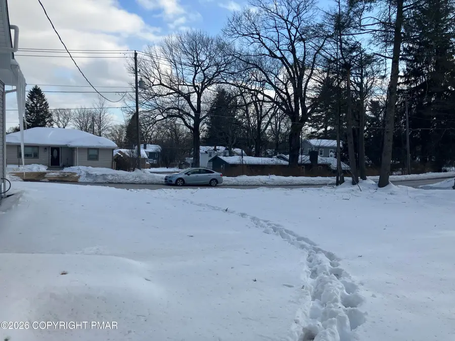 92 Kinney Avenue, Mount Pocono, PA 18344 - #3