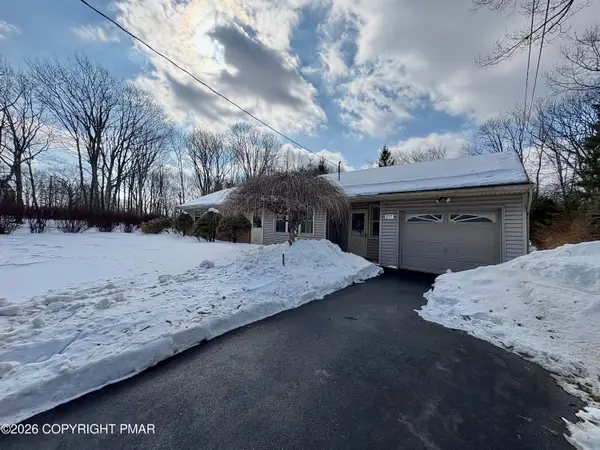 217 Winona Road, Mount Pocono, PA 18344