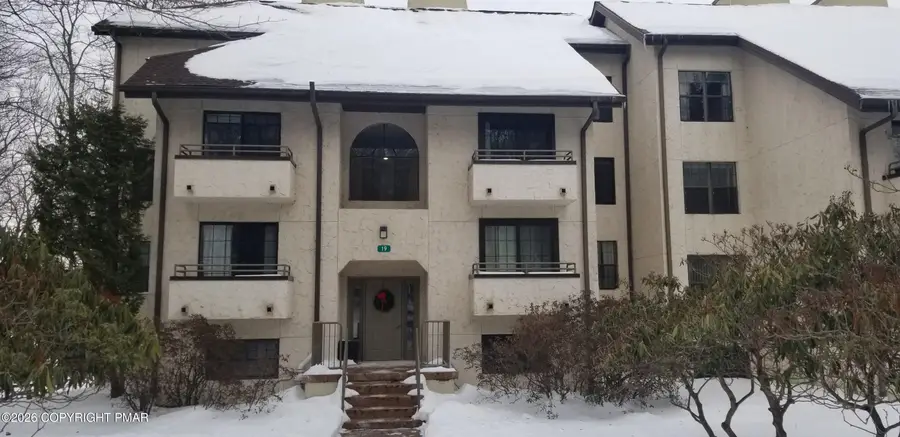 19 Midlake Drive, Lake Harmony, PA 18624 - #2