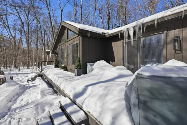 2105 Blue Ox Road, Pocono Pines, PA 18350