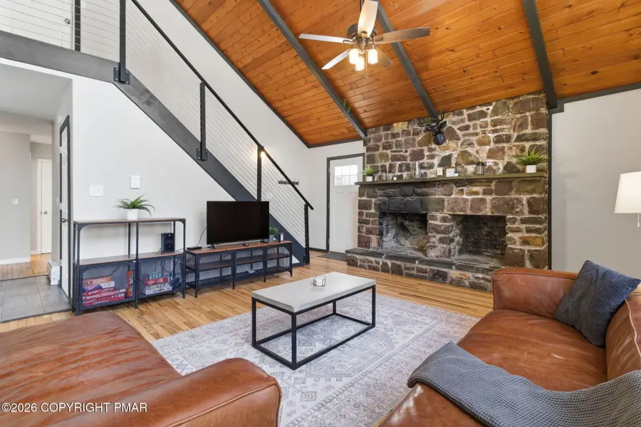 11 Skye Drive, Lake Harmony, PA 18624 - #2