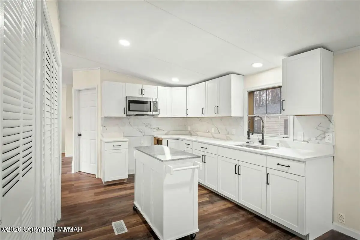 2549 Lynnwood Drive, East Stroudsburg, PA 18302 - #1