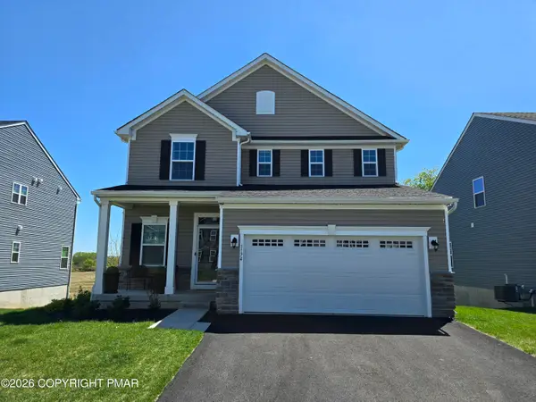 1174 Woodmont Lane, Catasauqua, PA 18032