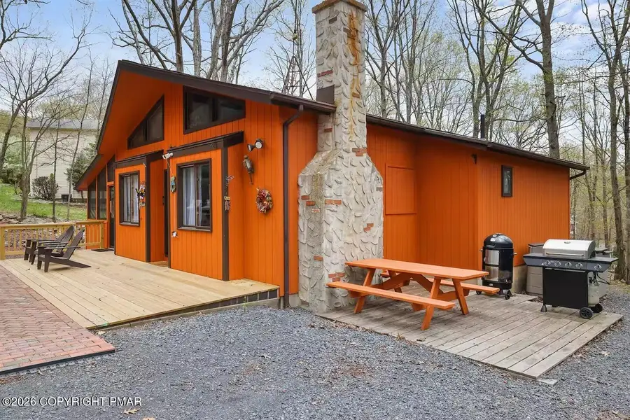 242 St Andrews Drive, Bushkill, PA 18324 - #3