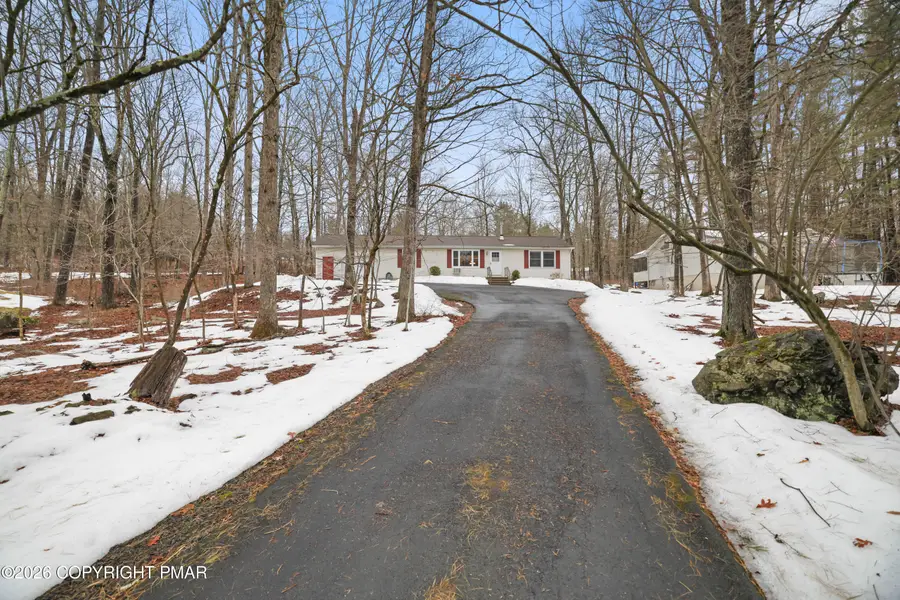 1107 Mink Trail, Bushkill, PA 18324 - #2