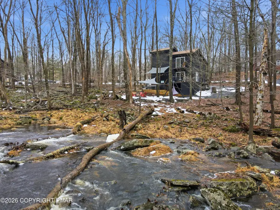 424 Somerset Drive, East Stroudsburg, PA 18301 - #2