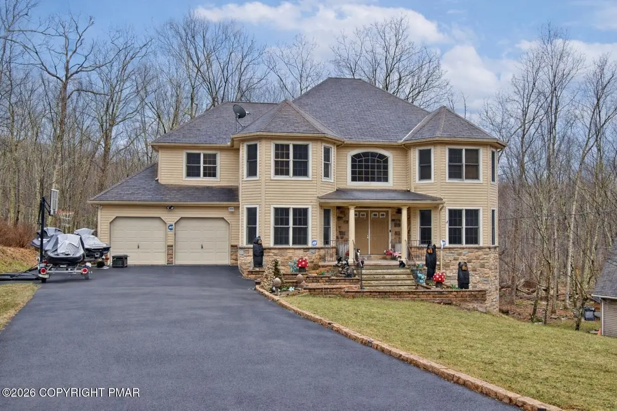 131 Canterbury Road, Bushkill, PA 18324 - #1