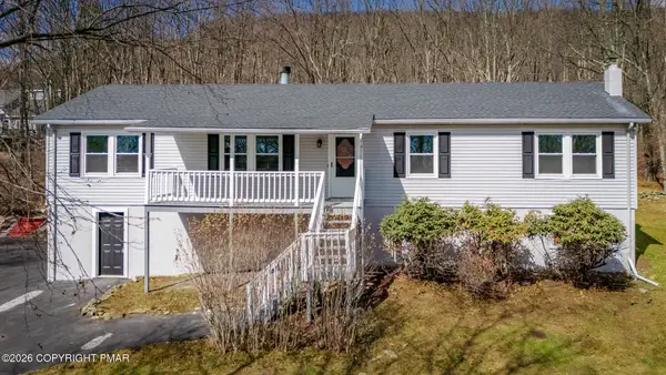 107 Mount Ranier Road, Effort, PA 18330