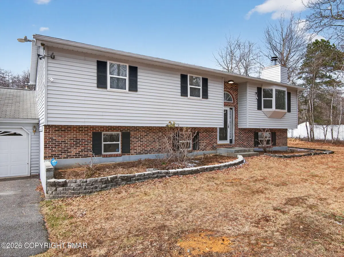 1518 Anne Ln, Effort, PA 18330 - #1