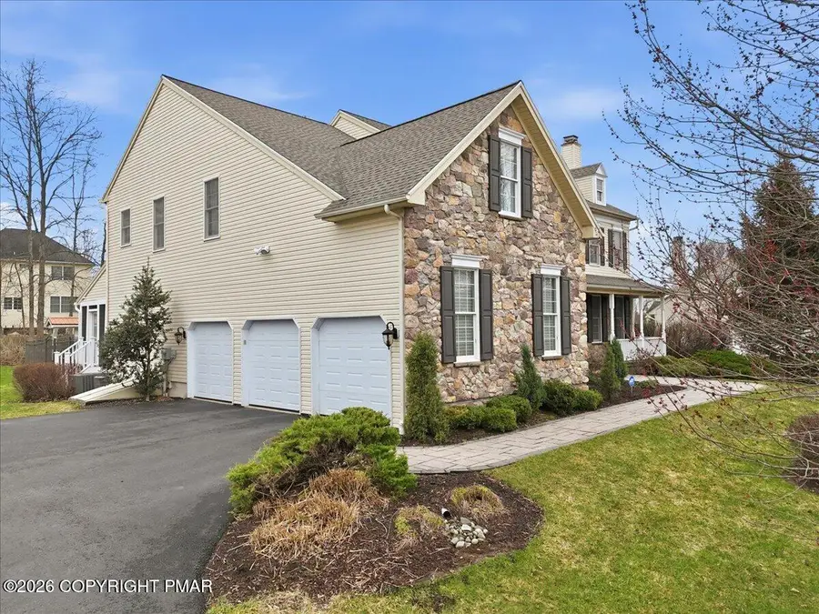 718 Cypress Drive, Middle Smithfield, PA 18302 - #2