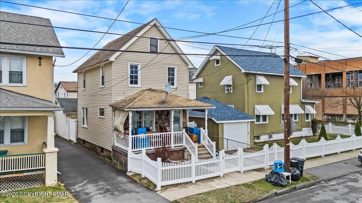 621 Race Street, Scranton, PA 18509 - #1