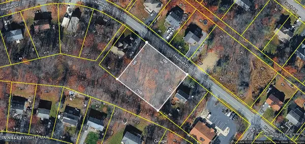 9146 Hamlet Drive, Tobyhanna, PA 18466