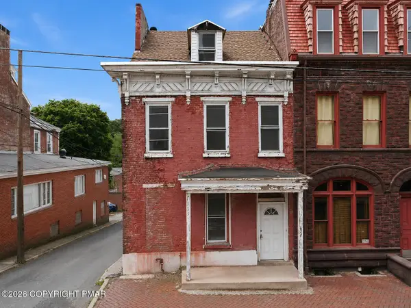 622 Mahantongo Street, Pottsville, PA 17901