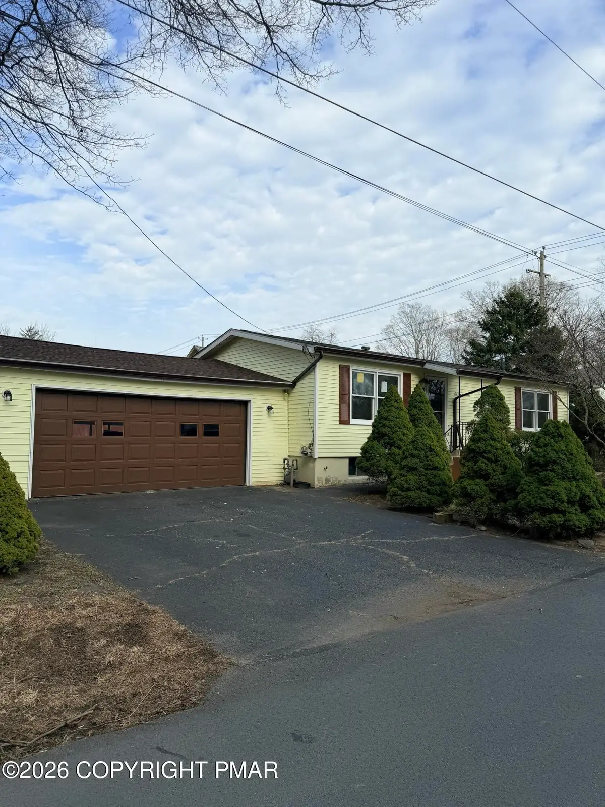 605 5th Street, Matamoras, PA 18336 - #1
