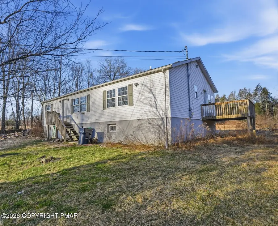 105 Ceramic Drive, Greentown, PA 18426 - #3