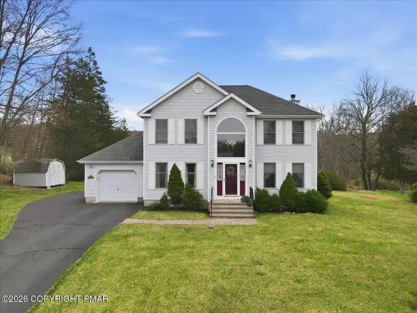 277 Northpark Drive W, East Stroudsburg, PA 18302