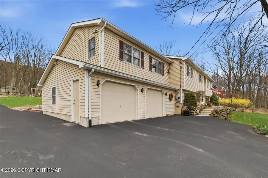 1177 N Rocky Mountain Drive, Effort, PA 18330 - #3