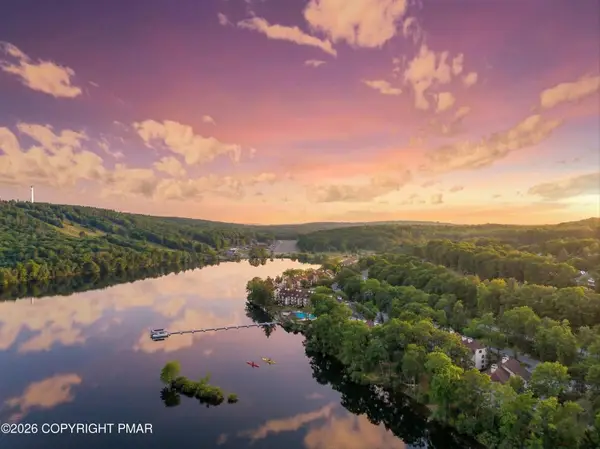 11 Midlake Drive, Lake Harmony, PA 18624