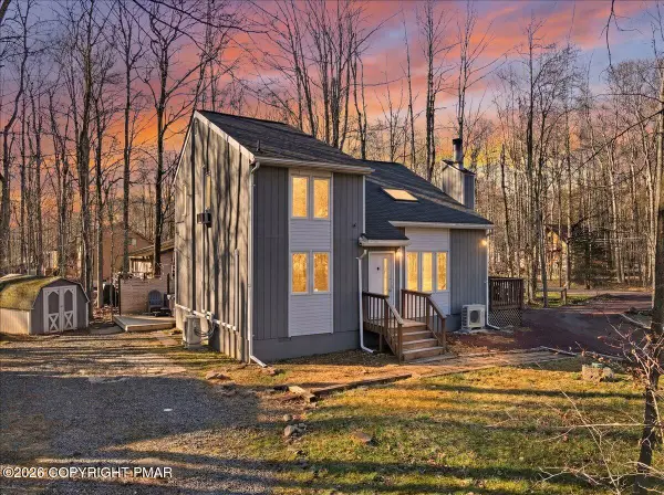 146 Chitimacha Drive, Pocono Lake, PA 18347