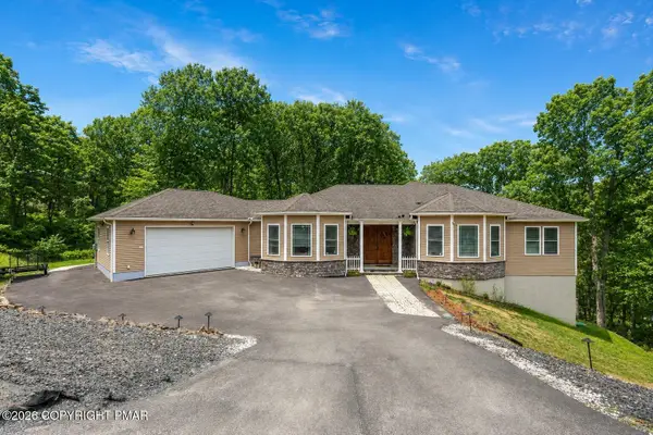 1007 Hampstead Road, Bushkill, PA 18324