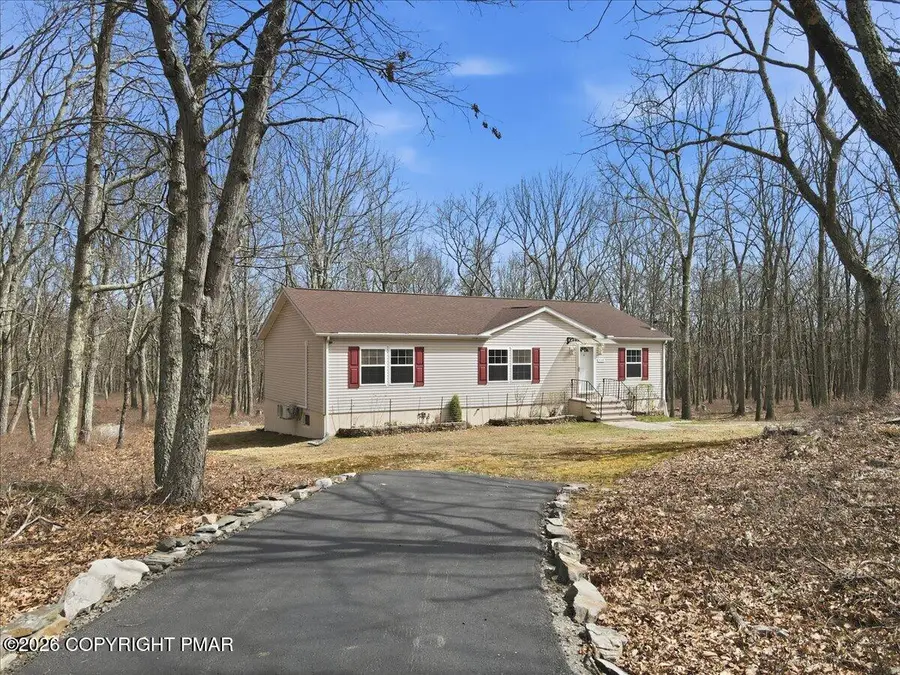 3124 Bluebird Drive, Bushkill, PA 18324 - #3