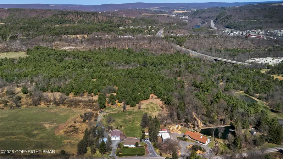 530 W Sunset Road, Lehighton, PA 18235 - #3