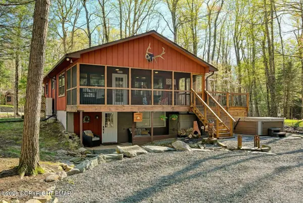 2392 Overlook Lane, Pocono Pines, PA 18350
