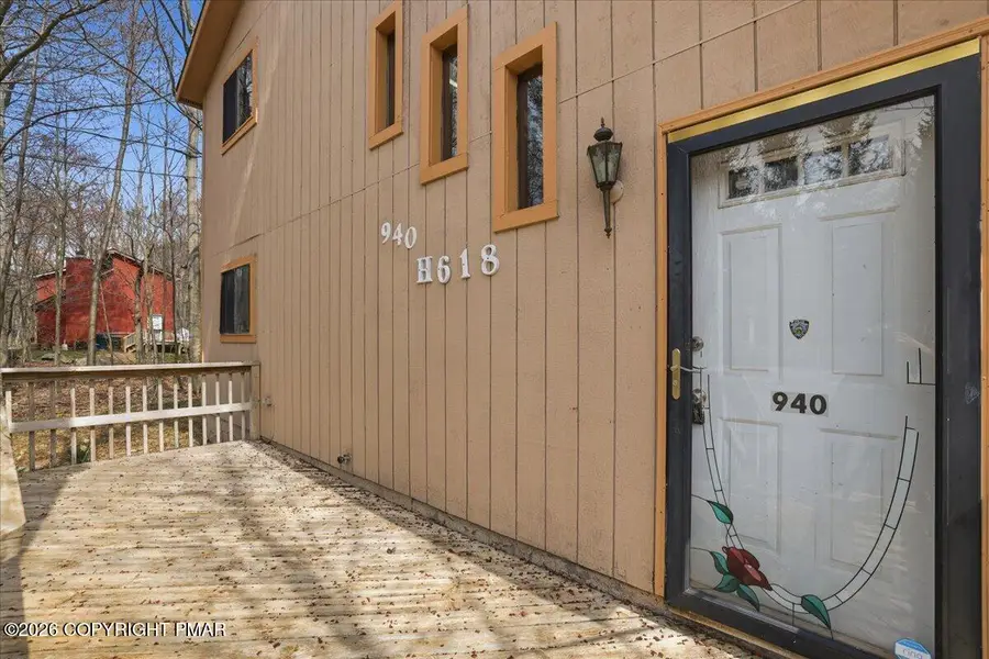 940 Country Place Drive, Tobyhanna, PA 18466 - #2