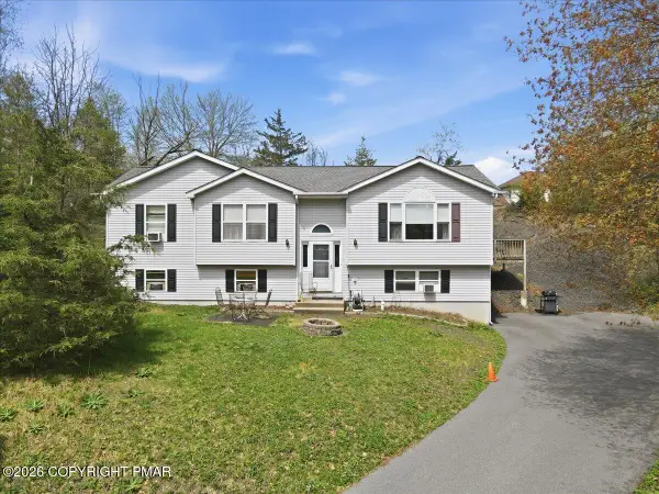 704 Avenue E, Stroudsburg, PA 18360
