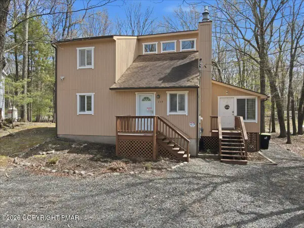 116 Clubhouse Drive, East Stroudsburg, PA 18302