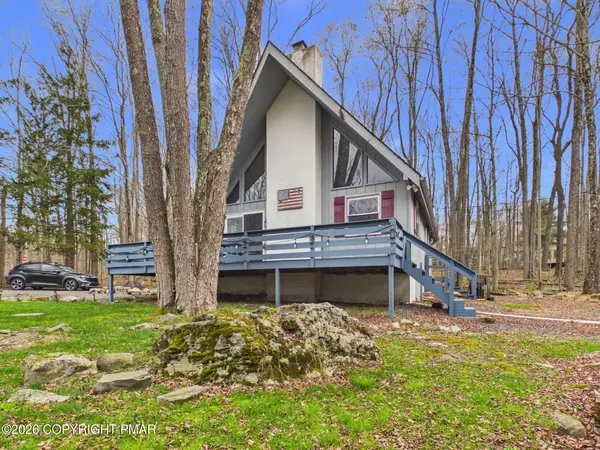 134 Tenicum Trail, Pocono Lake, PA 18347