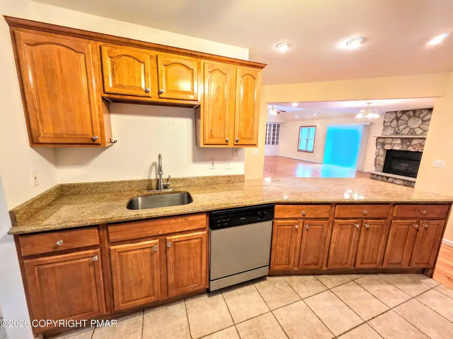 465 Green Street, Franklin, PA 18235 - #3