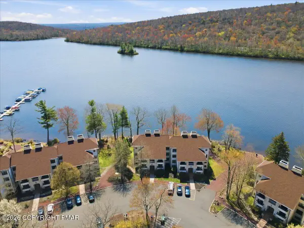 45 Midlake Drive, Lake Harmony, PA 18624