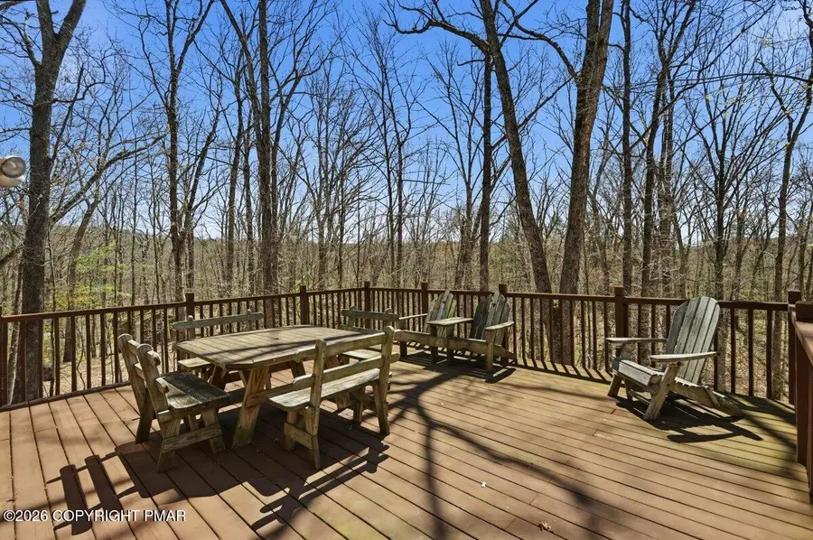 114 Bourne Court, Bushkill, PA 18324 - #3