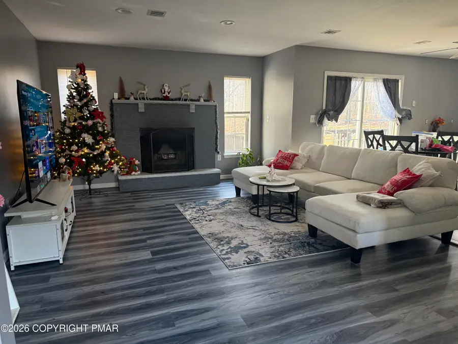 30 Sumner Drive, East Stroudsburg, PA 18302 - #2
