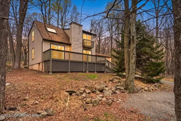 2231 Overlook Drive, Tobyhanna, PA 18466