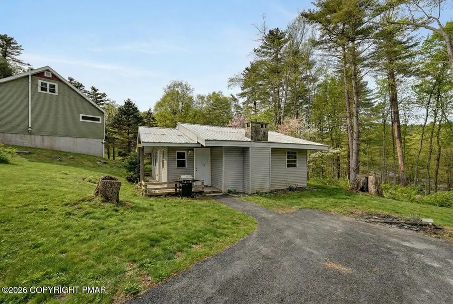 108 Mink Lane, Bushkill, PA 18324 - #2
