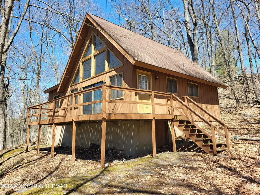 1006 Hamstead Road, Bushkill, PA 18324 - #2