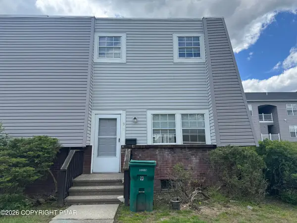 9 Spring Lane, East Stroudsburg, PA 18301